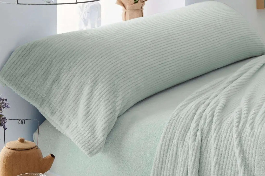 PARURE DE DRAPS CORALINA 965 SAUGE BURRITO BLANCO