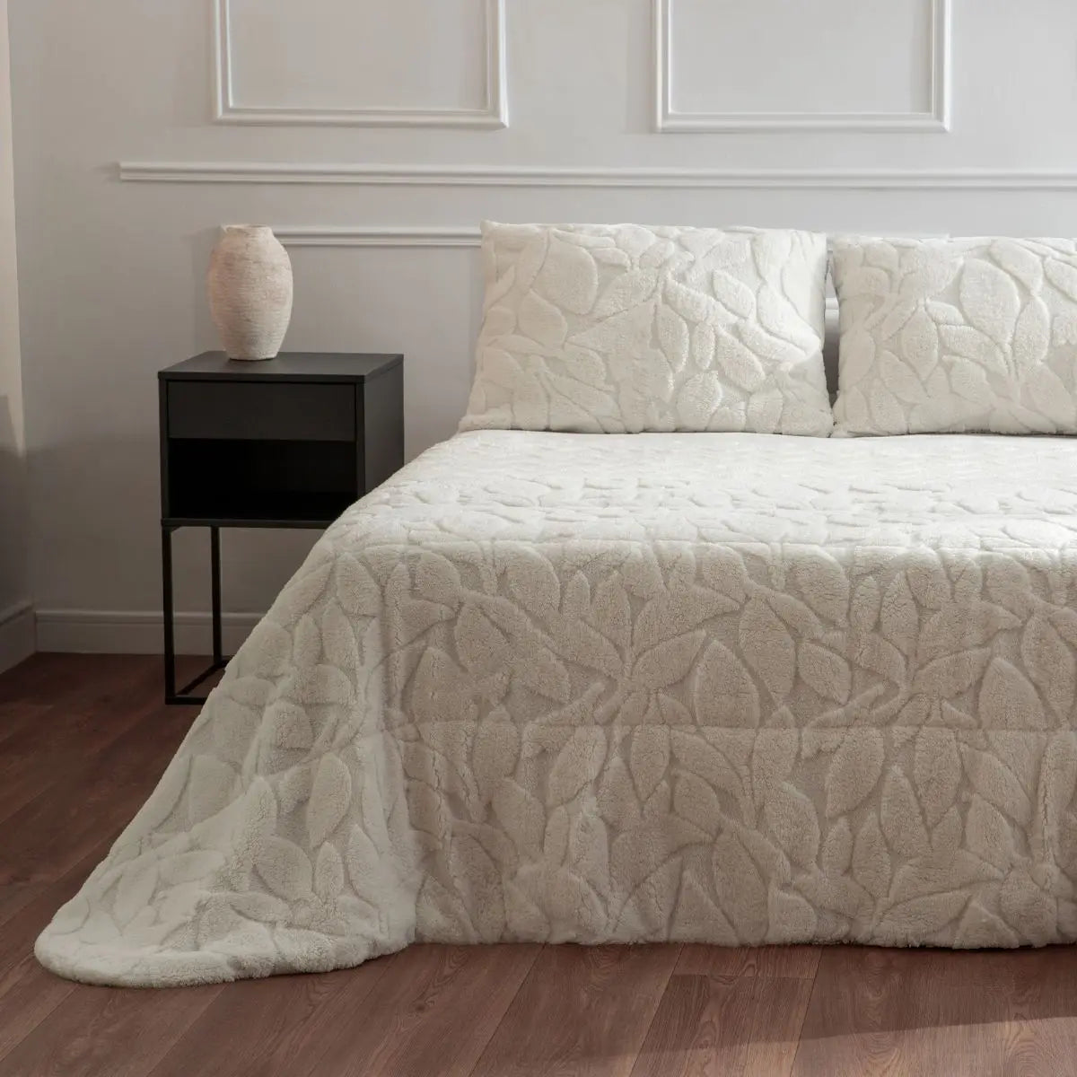 EDREDON SHERPA JACQUARD NIRA DON ALGODON