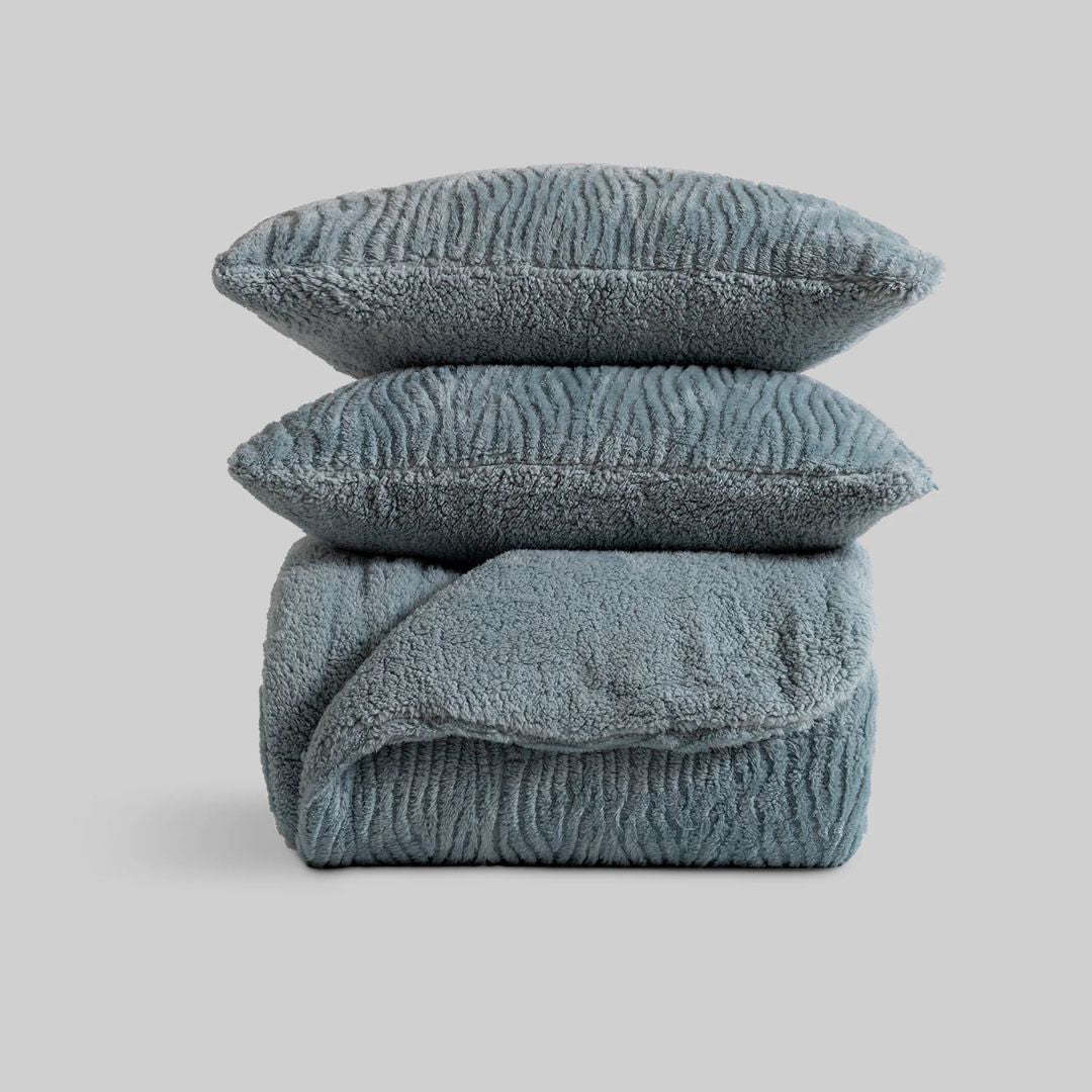 CEDRIC AQUAMARINE JACQUARD COMFORTER KARAMELO