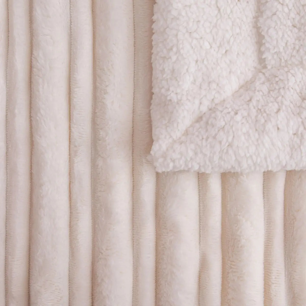 MANTA SHERPA JACQUARD KEILA CREMA KARAMELO